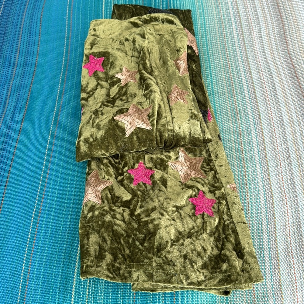 Feather Crop Top with Stretch Bell Pants Set Festive Grinch Christmas Outfit - Picture 3 of 5